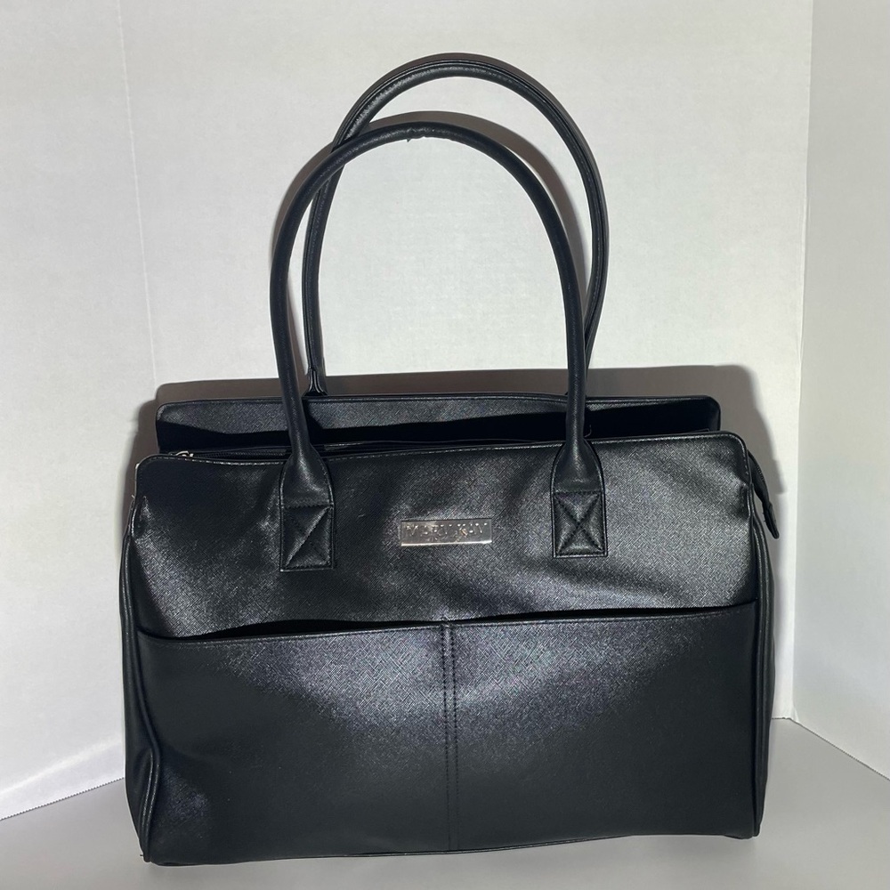 MARY KAY CONSULTANT TRAVEL TOTE BAG~BLACK~FRONT POCKETS WITH ZIPPER CLOSURE!